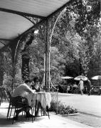 Tourist (Positivo) di Foto Elisabeth Fuchs-Hauffen, Überlingen/Bodensee,Fuchs-Hauffen, Elisabeth (1970/05/01 - 1970/05/31)