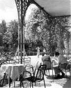 Tourist (Positivo) di Foto Elisabeth Fuchs-Hauffen, Überlingen/Bodensee,Fuchs-Hauffen, Elisabeth (1970/05/01 - 1970/05/31)