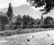 Wassersport: Kanufahren (Passer) (Positivo) di Foto Elisabeth Fuchs-Hauffen, Überlingen/Bodensee,Fuchs-Hauffen, Elisabeth (1970/05/01 - 1970/05/31)