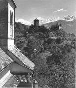 Schloss Tirol (Positivo) di Foto Elisabeth Fuchs-Hauffen, Überlingen/Bodensee,Fuchs-Hauffen, Elisabeth (1970/05/01 - 1970/05/31)