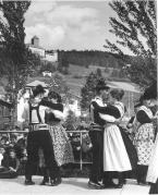 danza (Positivo) di Foto Elisabeth Fuchs-Hauffen, Überlingen/Bodensee,Fuchs-Hauffen, Elisabeth (1968/05/01 - 1968/05/31)