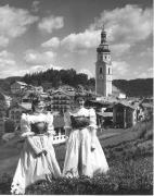 donna (Positivo) di Foto Elisabeth Fuchs-Hauffen, Überlingen/Bodensee,Fuchs-Hauffen, Elisabeth (1969/07/01 - 1969/07/31)