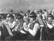 banda musicale (Positivo) di Foto Elisabeth Fuchs-Hauffen, Überlingen/Bodensee,Fuchs-Hauffen, Elisabeth (1968/04/01 - 1968/04/43)