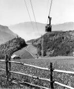 Seilbahn Bozen-Ritten (Positivo) di Foto Elisabeth Fuchs-Hauffen, Überlingen/Bodensee,Fuchs-Hauffen, Elisabeth (1970/06/01 - 1970/06/63)