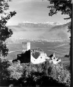 Schloß Hocheppan/Castel Appiano (Positivo) di Foto Elisabeth Fuchs-Hauffen, Überlingen/Bodensee,Fuchs-Hauffen, Elisabeth (1972/10/01 - 1972/10/31)