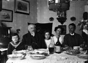 Familienbild (Positivo) (1908/01/01 - 1911/12/31)