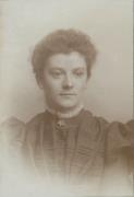 ritratto di donna (Positivo) (1860/01/01 - 1946/12/31)