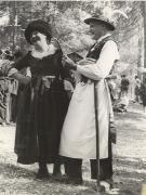 costume tradizionale (Positivo) di Donatella Manganotti (1955/01/01 - 1955/12/31)