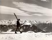 Skifahrer (Positivo) di Foto Elisabeth Fuchs-Hauffen, Überlingen/Bodensee (1960/01/01 - 1989/12/31)