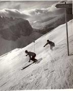 Skifahrer (Positivo) di Foto Hermann Frass, Bozen (1960/01/01 - 1989/12/31)