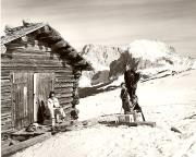 Almhütte Seiser Alm (Positivo) di Foto Fuchs-Hauffen, Überlingen (1960/01/01 - 1989/12/31)