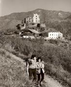 Schloß Rafenstein (Sarntal) (Positivo) di Foto Fuchs-Hauffen, Überlingen (1950/01/01 - 1969/12/31)