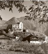 Schloß Rafenstein (Sarntal) (Positivo) di Foto Fuchs-Hauffen, Überlingen (1950/01/01 - 1969/12/31)