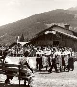 costume tradizionale (Positivo) di Foto Fuchs-Hauffen, Überlingen (1950/01/01 - 1969/12/31)