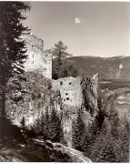 Schloß Hauenstein (Kastelruth-Seis) (Positivo) di Foto Fuchs-Hauffen, Überlingen (1950/01/01 - 1969/12/31)
