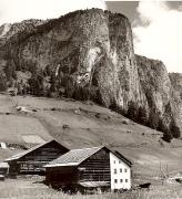 Bauernhof Gröden (Positivo) di Foto Fuchs-Hauffen, Überlingen (1950/01/01 - 1969/12/31)