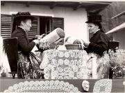 donna (Positivo) di Foto Fuchs-Hauffen, Überlingen (1950/01/01 - 1969/12/31)