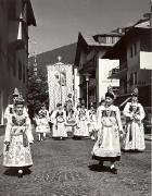 processione (Positivo) di Foto Wenzel Fischer, Garmisch (1950/01/01 - 1969/12/31)