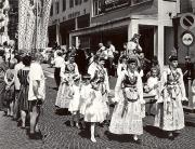 processione (Positivo) di Foto Wenzel Fischer, Garmisch (1950/01/01 - 1969/12/31)