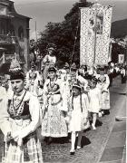 processione (Positivo) di Foto Wenzel Fischer, Garmisch (1950/01/01 - 1969/12/31)