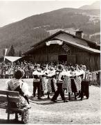 danza (Positivo) di Foto Fuchs-Hauffen, Überlingen (1950/01/01 - 1969/12/31)