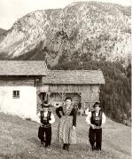 costume tradizionale (Positivo) di Foto Fuchs-Hauffen, Überlingen (1950/01/01 - 1969/12/31)
