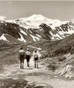 Wanderer/Ausflügler (Positivo) di Foto Fuchs-Hauffen, Überlingen (1950/01/01 - 1969/12/31)