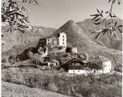 Schloß Rafenstein (Sarntal) (Positivo) di Foto Elisabeth Fuchs-Hauffen, Überlingen/Bodensee (1950/01/01 - 1969/12/31)