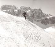 Skifahrer (Positivo) di Foto Tappeiner, Meran (1950/01/01 - 1975/12/31)