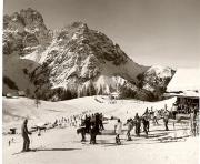 sport invernale (Positivo) di Foto Elisabeth Fuchs-Hauffen, Überlingen/Bodensee (1955/01/01 - 1979/12/31)