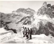 Skifahrer (Positivo) di Foto Tappeiner, Meran (1950/01/01 - 1975/12/31)