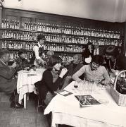 Hotel Laurin (Bozen) (Positivo) di Foto Franz Benedikter, Bozen (1950/01/01 - 1979/12/31)