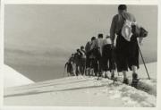 Skifahrer (Positivo) di Foto Pizzi & Pizio, Milano (1930/01/01 - 1959/12/31)