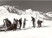 Skifahrer (Positivo) di Foto Tappeiner, Meran (1960/01/01 - 1979/12/31)