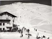 Skifahrer (Positivo) di Foto Löbl, Bad Tölz/Oberbayern (1950/01/01 - 1969/12/31)
