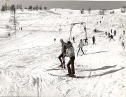 Skifahrer (Positivo) di Foto Tappeiner, Meran (1960/01/01 - 1989/12/31)