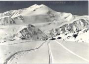 Wintersport, Skispuren im Schnee (Positivo) di Foto Edizioni Ghedina (1960/01/01 - 1979/12/31)