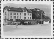 Bekleidungszentrum und Photohaus Baptist, gegenüber Bahnhof Lienz