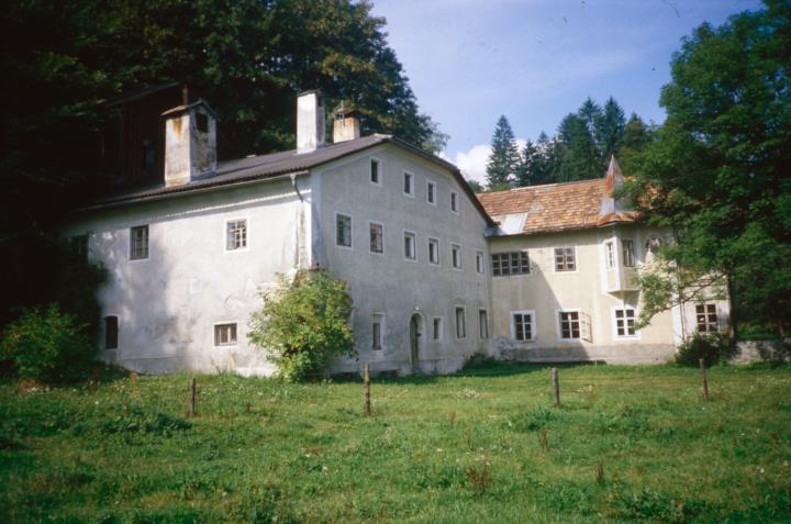 Oberer Schloßmairhof (Schloßmoar) am Fuße des Schlossbergs in Lienz