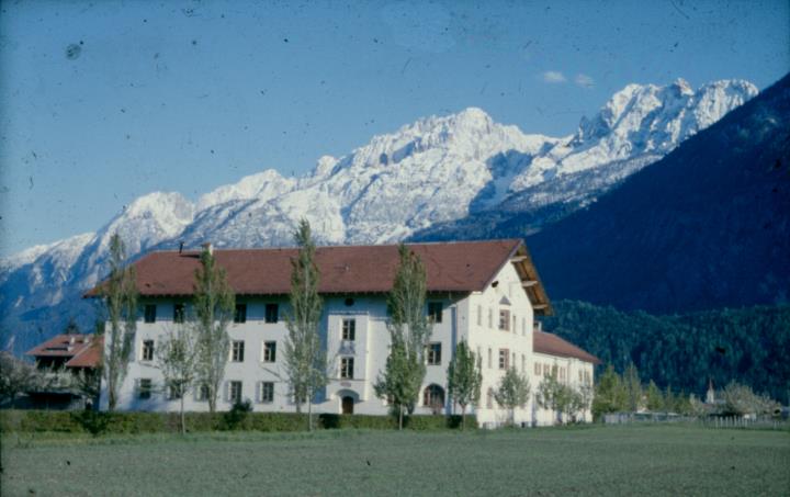 Lienz - Scuola professionale per l'agricultura nel Peggetz