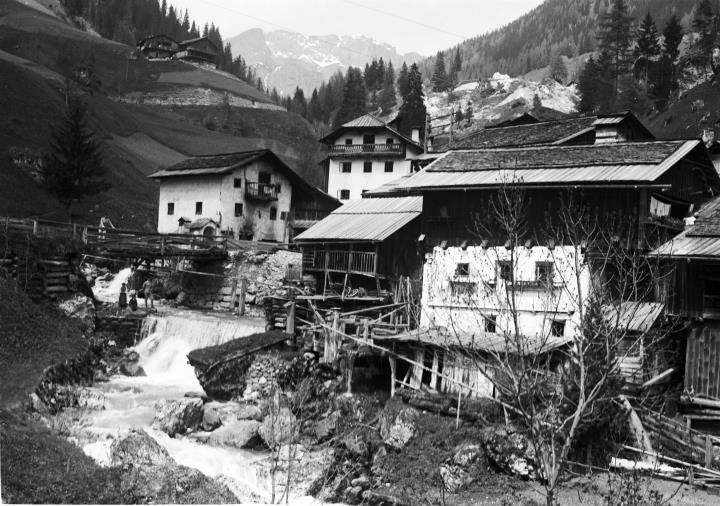 Dorf Andraz (Buchenstein) - (Waffenübung 1908)