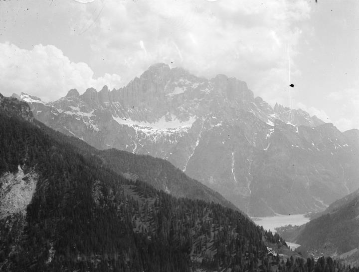 Blick auf die Civetta vom Belvedere aus gesehen (Waffenübung 1908)