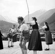 Sommerfest oder Kirchtag im Lienzer Talboden, Volkstanz