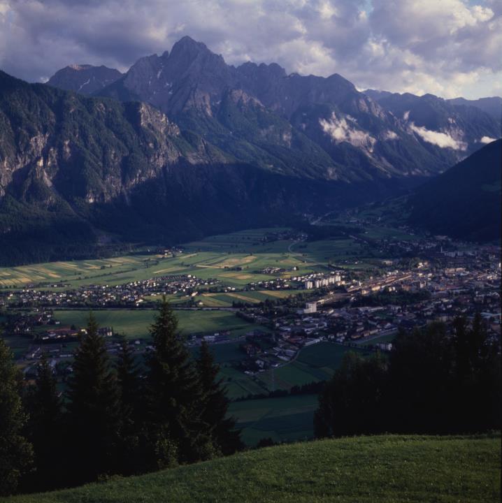 Lienzer Talboden - Blick auf Lienz - Spitzkofel
