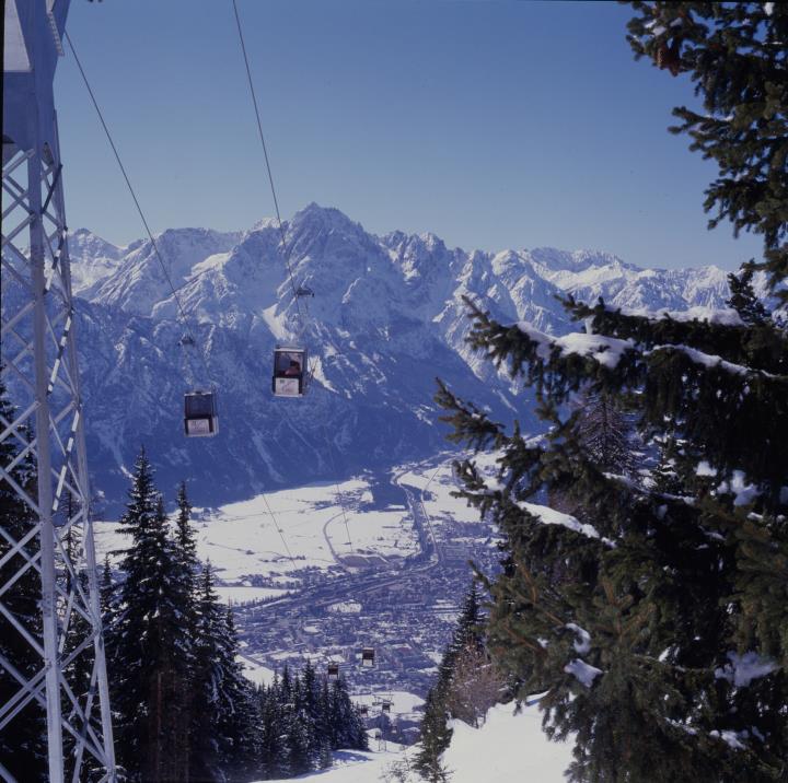 Gondelseilbahn am Zettersfeld bei Lienz