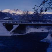 Blick auf Schleinitz, Brücke, Sonnenuntergang