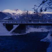 Blick auf Schleinitz, Brücke, Sonnenuntergang
