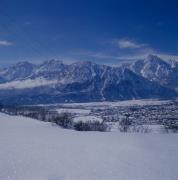 Blick auf Lienz, 1. Stütze und Bäume im Vordergrund