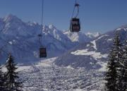 Gondelbahn Zettersfeld mit Blick auf Lienz