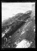 Ripresa in esterno. Cantiere e lavoratori. Costruzione della Lungotalvera di Bolzano. Informazione nel registro (Nr. 20): Ackermann Wassermann